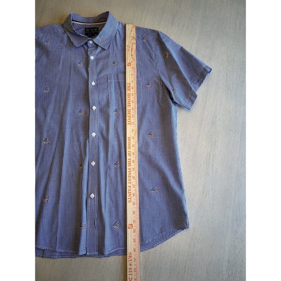 Men's Charleston Threads Short Sleeve Button Down Checks with Patriotic Crabs L - Picture 8 of 13